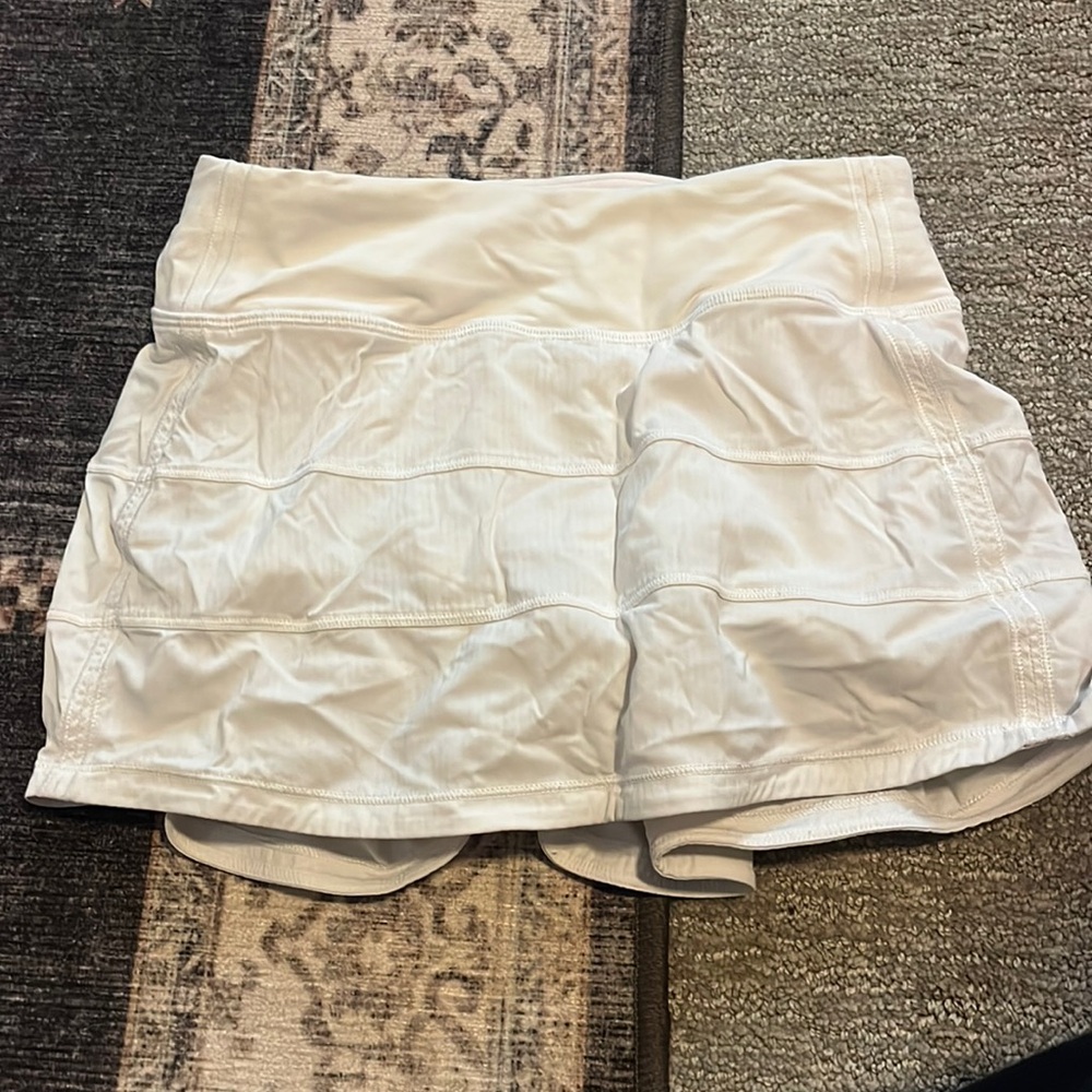white Lululemon tennis skirt size 0